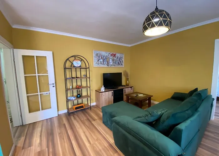 Apartment Center Penthouse *