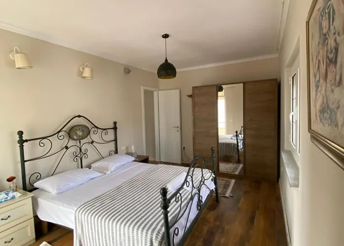 Center Penthouse * Tirana